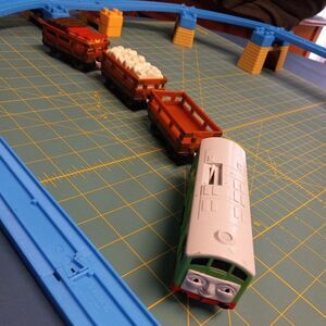 BoCo and (3) Narrow guage slate trucks